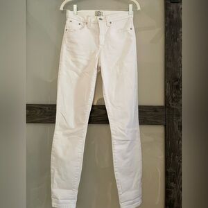 $128 msrp J. Crew 9” high rise toothpick jeans white sz 26